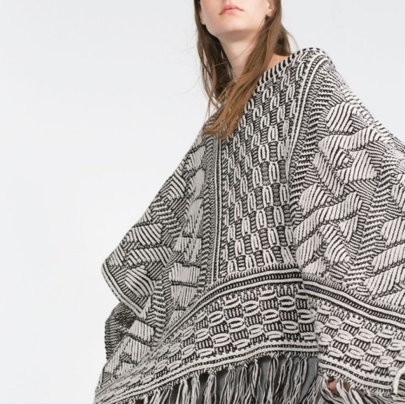 Zara Sweaters - Zara Chunky Knit Poncho Pullover Sweater